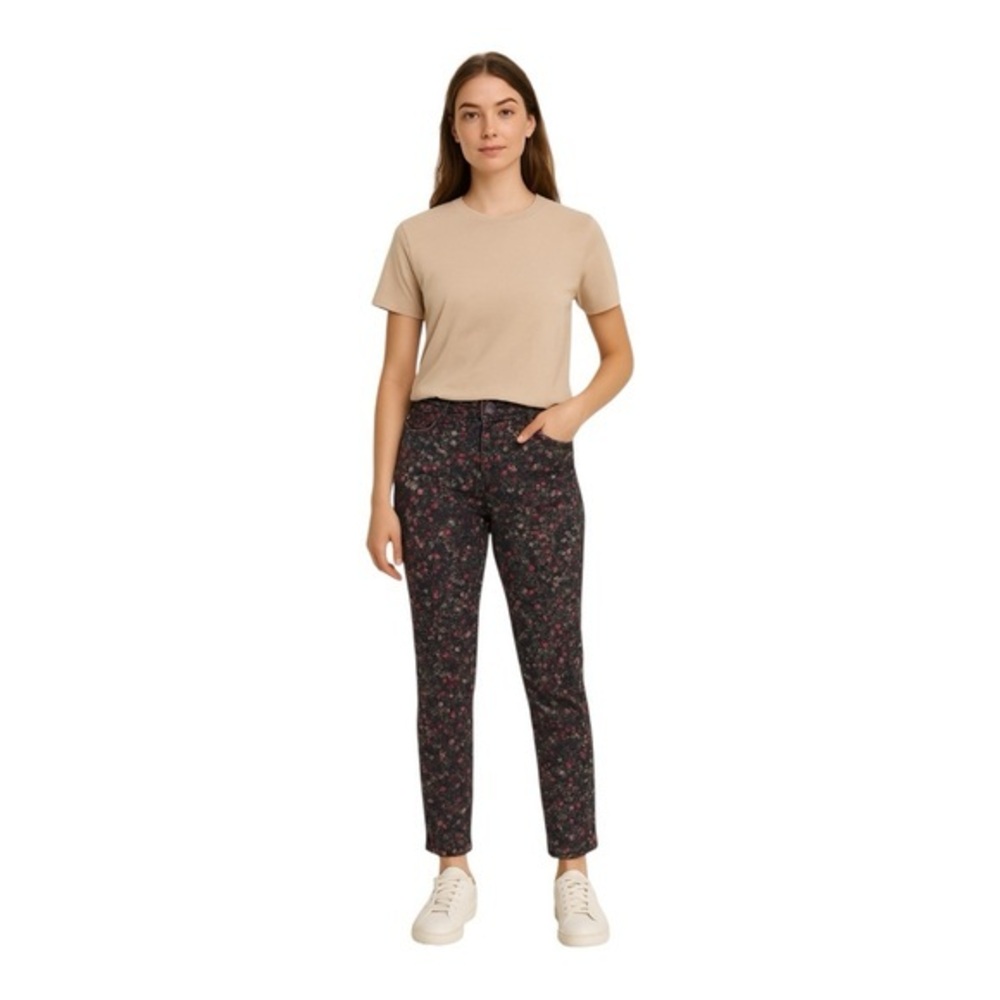 Gloria Vanderbilt Black Floral Ankle Jeans Size 6